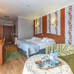 Hotel Doris 2*