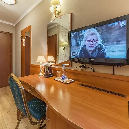Doris Hotel 2*