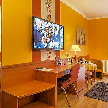 Doris Hotel 2*